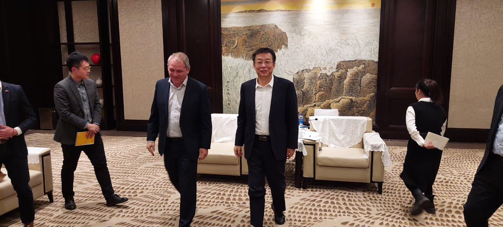 Escala final en la ciudad de Shenyang (provincia de Liaoning) donde hay relacionamiento desde 2017. 
Nos recibieron autoridades provinciales y el alcalde con autoridades locales. El compromiso es crecer en el intercambio comercial, deportivo, cultural y educativo.