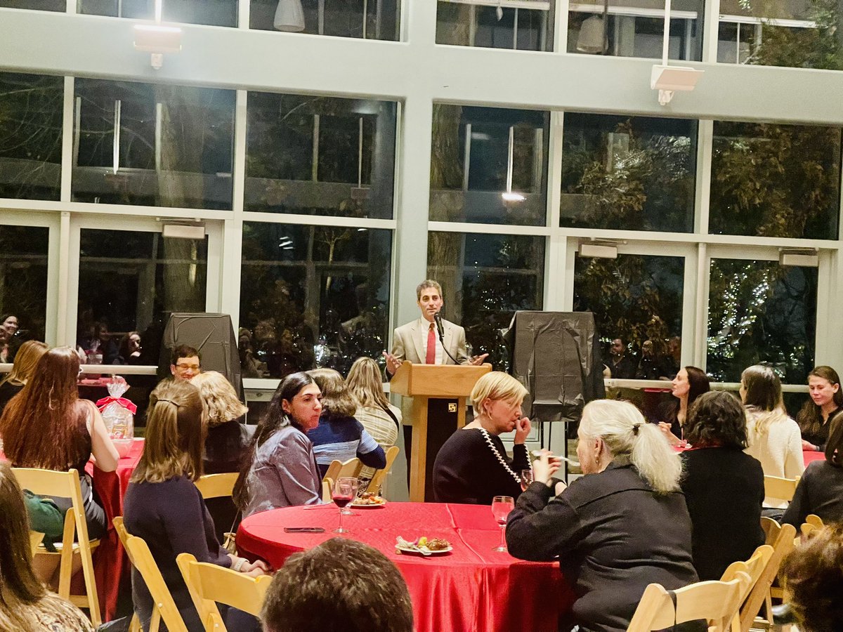 DrScholaMatovu's tweet photo. At the Vice President’s Clinical and Translational (VPCAT)  Soirée and 10-Year Anniversary Celebration
@uofunursing #vpcat @deannakepka @DjinLL https://t.co/7pfzx4AISC