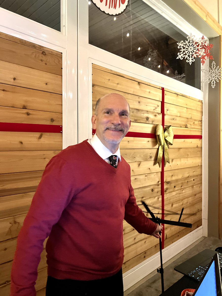 SDHS Performing Arts tweet media