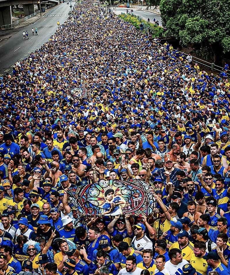 la12tuittera's tweet image. ¡FELIZ #DiaDelHinchaDeBoca! 🙌🏻

El Movimiento Popular MAS GRANDE del Mundo. 💙💛💙