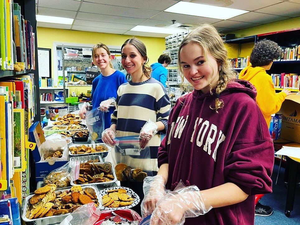A HUGE THANK YOU to all who made and dropped off some delicious looking baked goods today for families to enjoy over the holidays, and to the fabulous members of <a href="/OGB_shs/">OGB Club SHS</a> who packaged them all up! #nonprofit #givingback #community <a href="/SycamoreSchools/">Sycamore Schools</a>