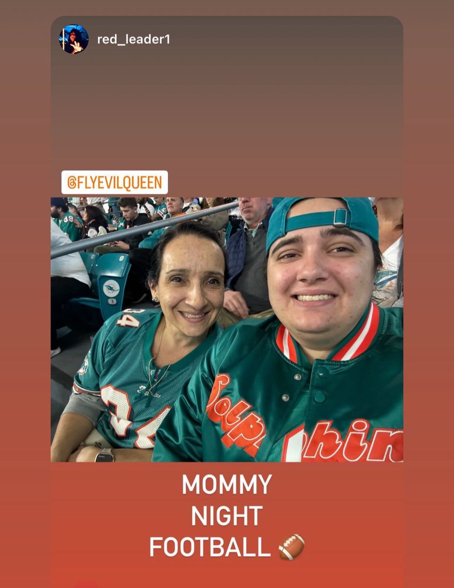 🐬🧡
