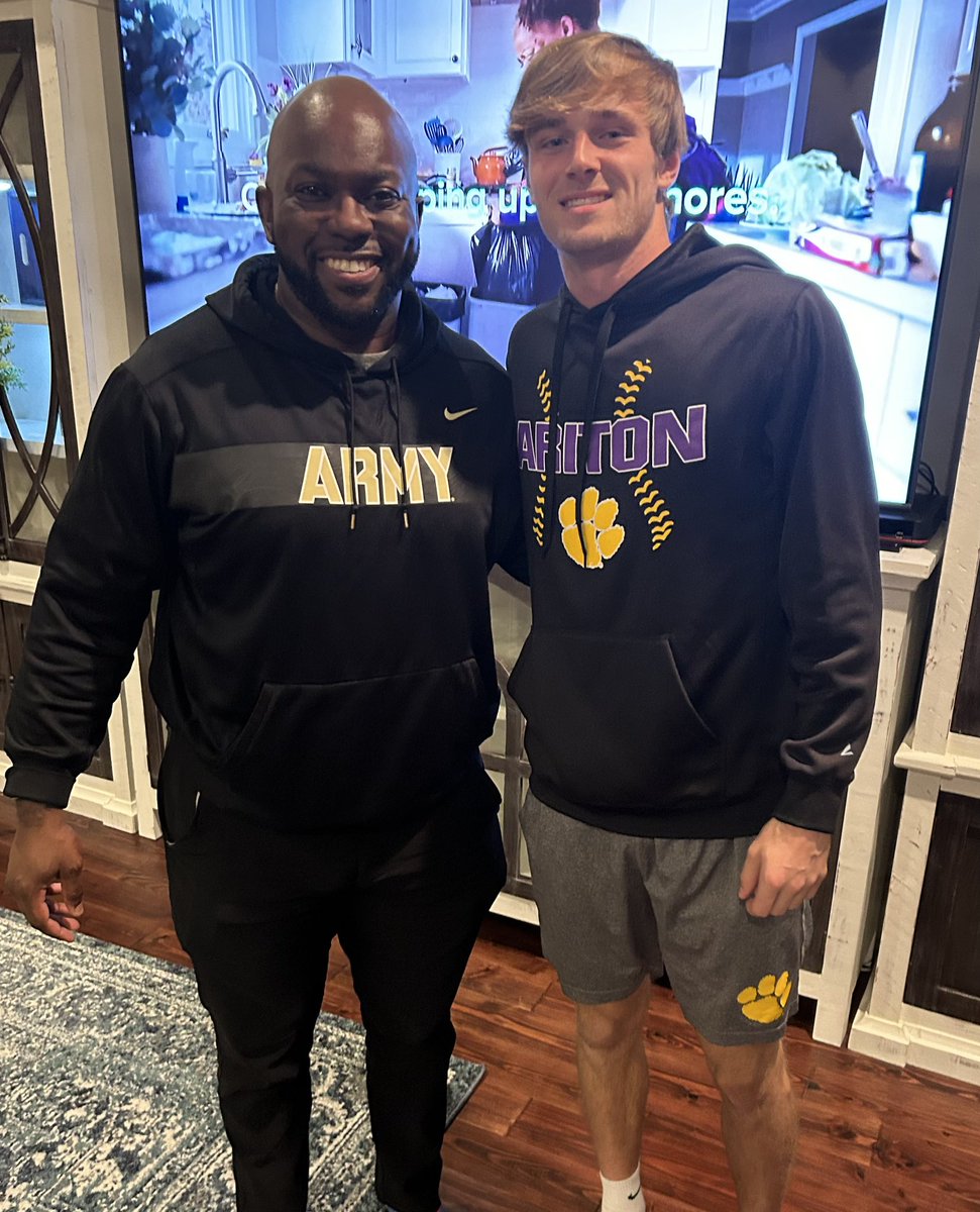 ian senn (@ian_senn) on Twitter photo Thanks for stopping by on a home visit!๐ดโโ ๏ธ<a href="/CoachJuice17/">Coach Juice</a> <a href="/ArmyWP_Football/">Army Football</a> #BEATnavy Thanks for stopping by on a home visit!๐ดโโ ๏ธ<a href="/CoachJuice17/">Coach Juice</a> <a href="/ArmyWP_Football/">Army Football</a> #BEATnavy