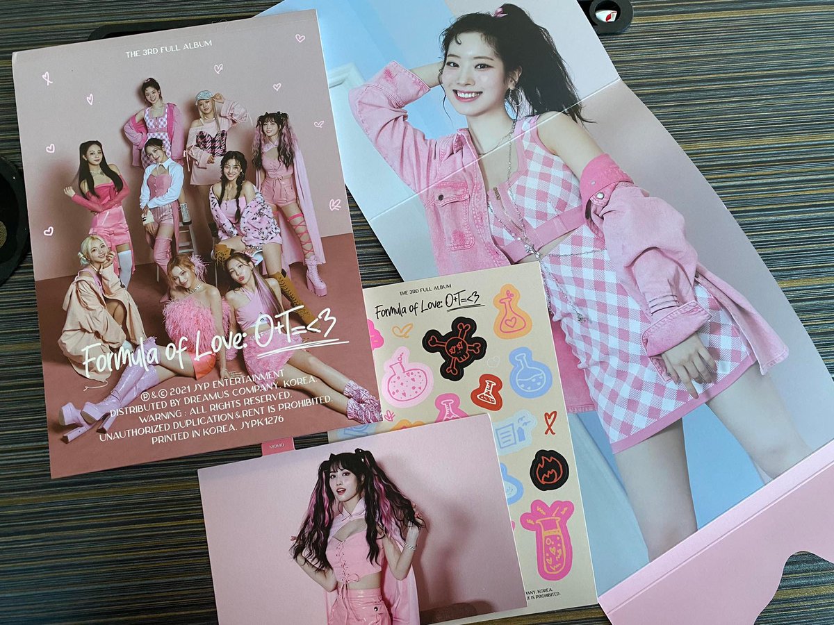 waltzchae's tweet photo. wts lfb twice fol / formula of love unsealed album ph

- 150 each, 100 payo
- gcash | j&amp;t/flash
- dm/reply to claim

# nayeon jeongyeon momo sana jihyo mina dahyun chaeyoung tzuyu wts twice unsealed album pc ph steal price https://t.co/synWwPLEFy