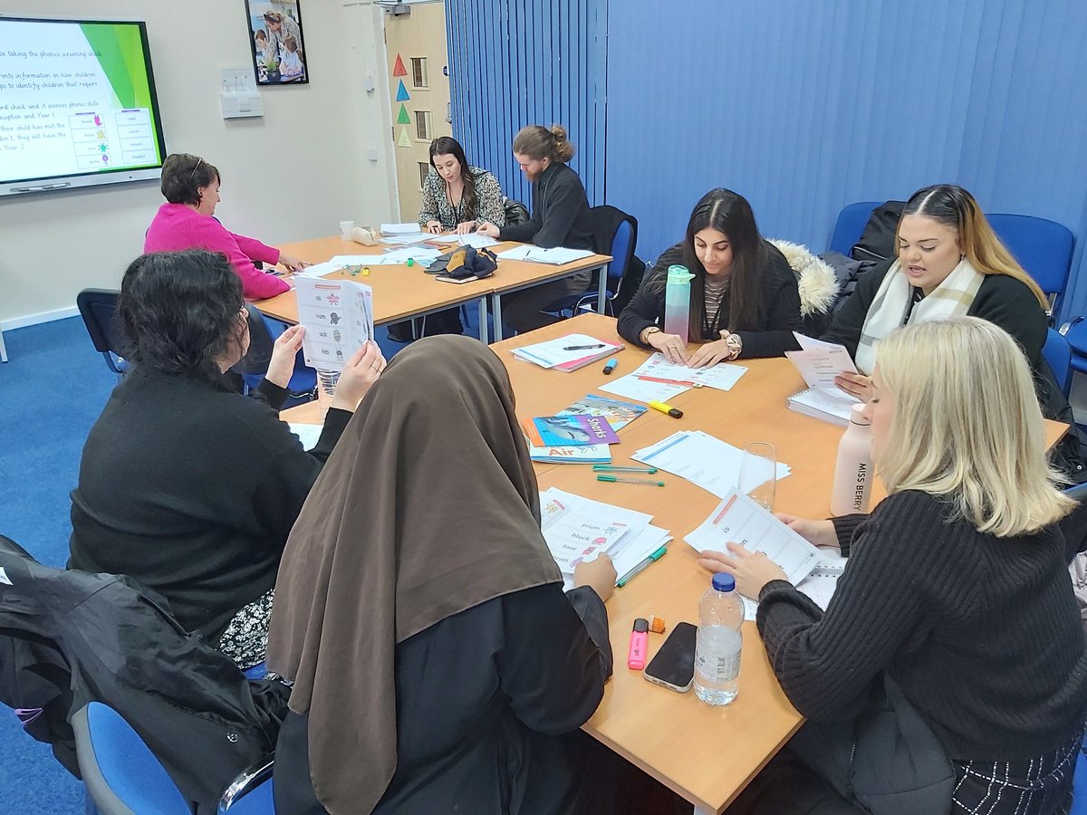 Elston Hall Learning Trust tweet media