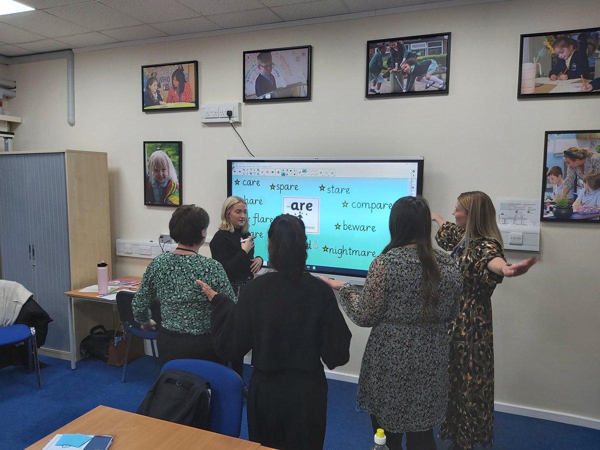 Elston Hall Learning Trust tweet media