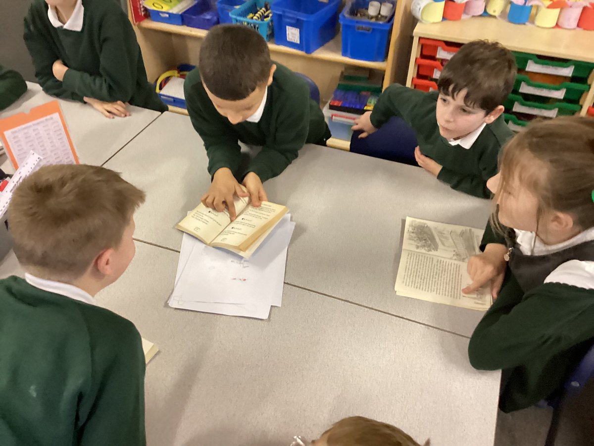 allsaintsfed's tweet image. Team Murray (4H) and Team Storey (2H) are loving their reading buddies session. #ASFReading #welovereading