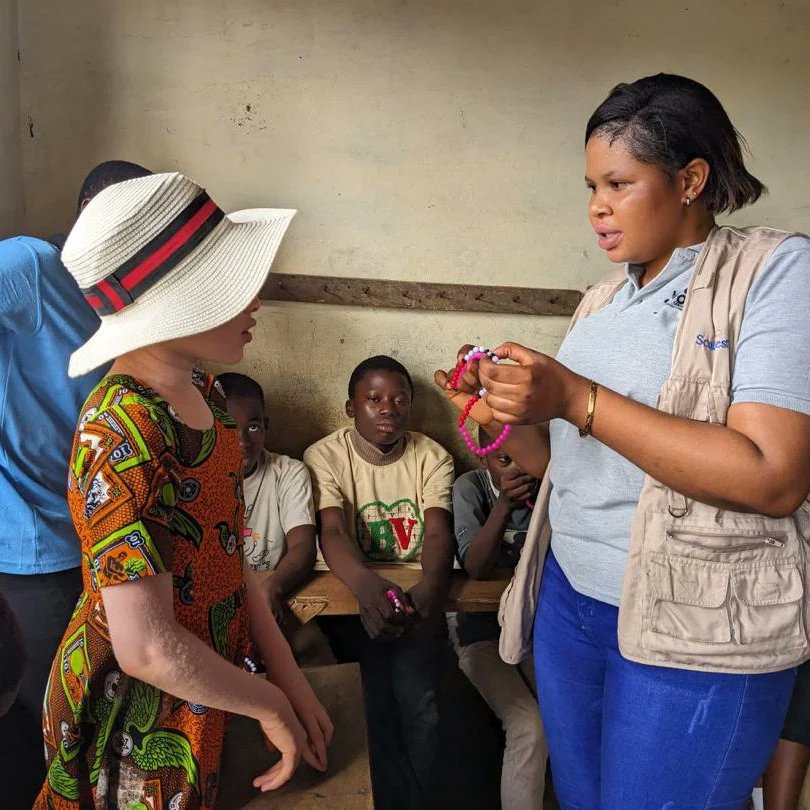 viac237's tweet photo. Working with the Push Initiative, we dedicated Friday 8 December to equipping internally displaced children with a range of creative skills that will enrich their lives and give them valuable tools for the future. https://t.co/464FBeg2dB