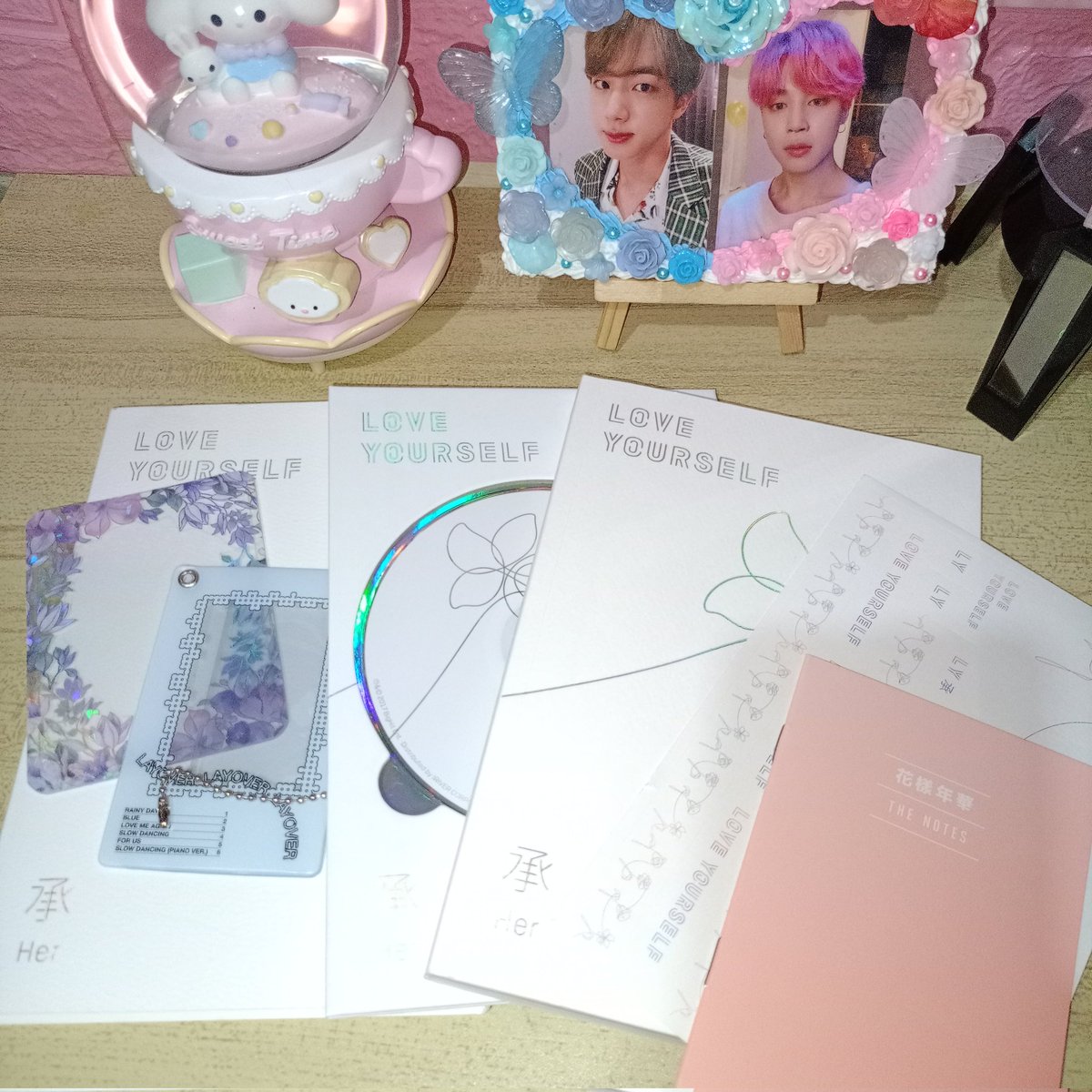 PH ONLY - GIVEAWAY ALERT
sponsored by my friends for ARMYs! 💜

I will handle the SF! 💜

3 WINNERS!!! 🫶

Mechanics: Like, RT and just comment your message/s to BTS now that they are all in MS. 🫡

Winners will be chosen personally by us. 🫰🏼

#PrimeGA #PrimeGiveaways