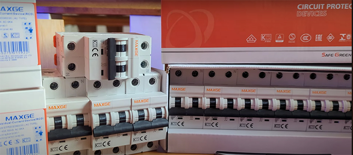 Maxge Europe (@retelec_es) on Twitter photo Hoy en <a href="/Retelec_es/">Maxge Europe</a> destacamos los Protecciones Eléctricas: Conoce los Componentes básicos de tu Cuadro Eléctrico
Descubre también el funcionamiento básico de:
⚡Interruptor Magnetotérmico
⚡Interruptor Diferencial
⚡Protector contra Sobretensiones
✅youtube.com/watch?v=6BAJdS… Hoy en <a href="/Retelec_es/">Maxge Europe</a> destacamos los Protecciones Eléctricas: Conoce los Componentes básicos de tu Cuadro Eléctrico
Descubre también el funcionamiento básico de:
⚡Interruptor Magnetotérmico
⚡Interruptor Diferencial
⚡Protector contra Sobretensiones
✅youtube.com/watch?v=6BAJdS…