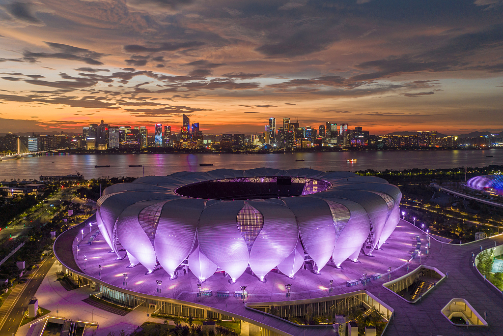 hangzhoufeel's tweet photo. 📌Save the date for JJ Lin's concert👨‍🎤 in #Hangzhou on March 16, 2024. While the venue is yet to be confirmed, fans are guessing it might be the Hangzhou Olympic Sports Center Stadium, also known as the "Big Lotus."✨ #WhatsOnHangzhou https://t.co/krg6ELNMgG