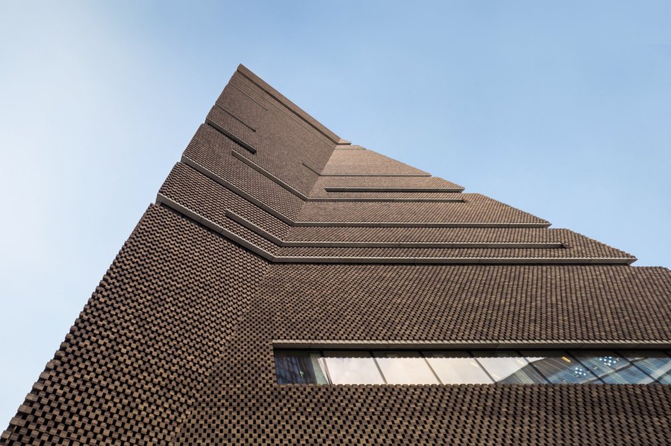 AestheticaMag's tweet image. #BrickArchitecture

Brick is one of the oldest and most versatile man-made materials used for construction today. Some of the earliest dried mudbricks, dating before 7,500 BC, have been found in the upper region of the River Tigris and south-eastern Anatolia. Brick has been…