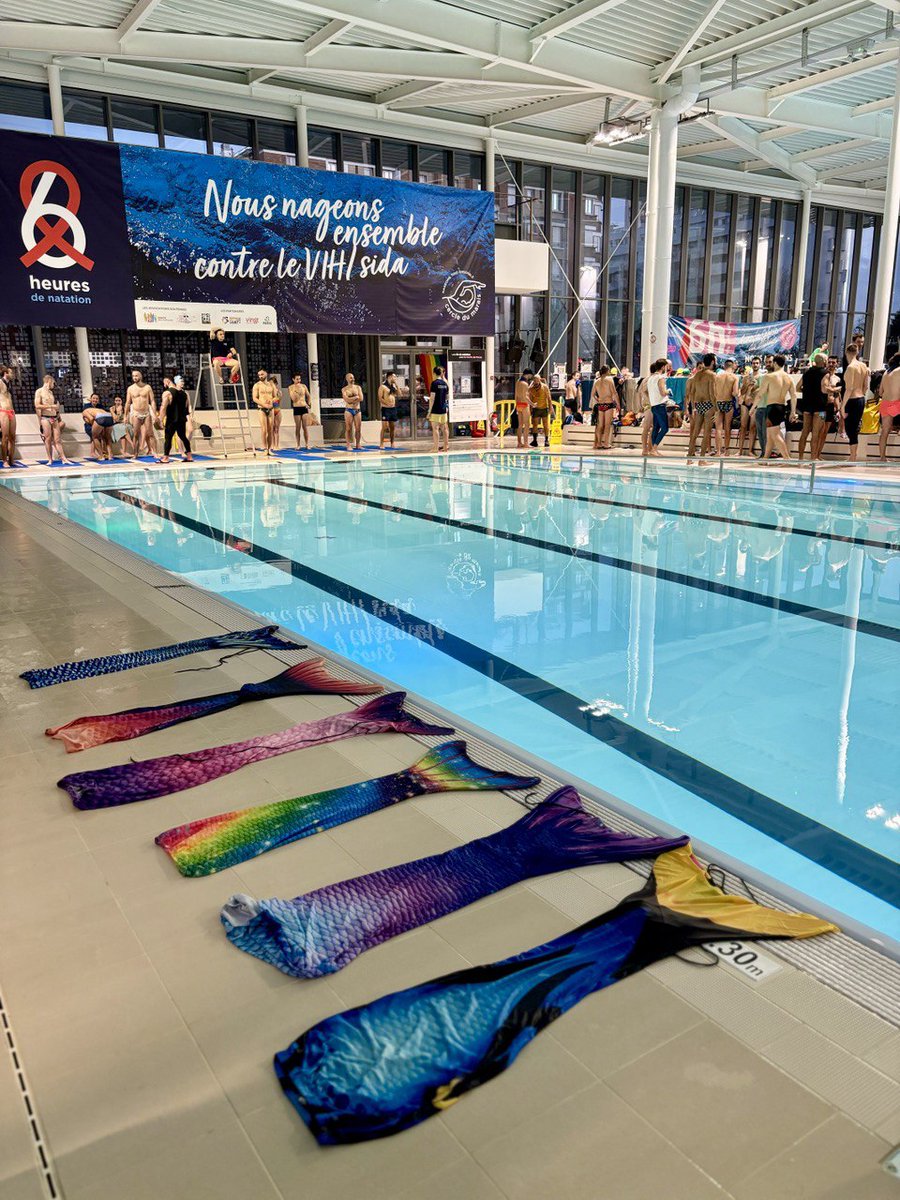 Mairiedu20's tweet image. 🎗️🏊6 HEURES DE NATATION🏊🎗️
La 7e édition des #6hDeLaNatation, course de nage en relais solidaire contre le #VIH, se déroulait samedi à la #Piscine #YvonneGodard. Bravo aux nageuses et aux nageurs. Merci au @CercleduMarais, aux bénévoles, à l’école d’ostéopathie.