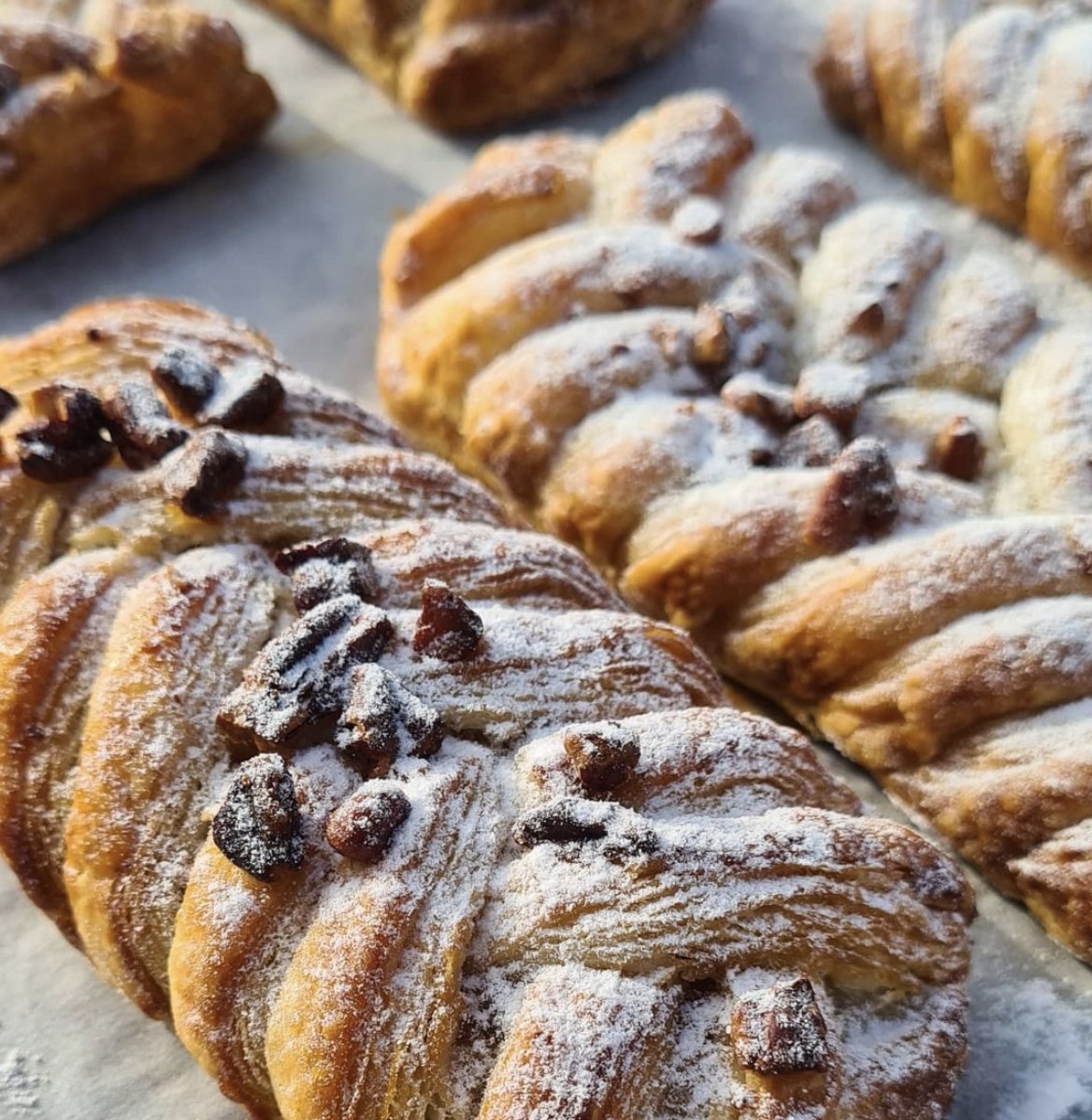 Indulge in the Sweet and Nutty Delight of Our Pecan Pastries!' 🥐🍯
#PecanPastries #BakeryLove #SweetTreats #NuttyDelight #MorningIndulgence  #PastryLove #Foodie #Yum #BakeryTreats  #Gala #bakerscorner