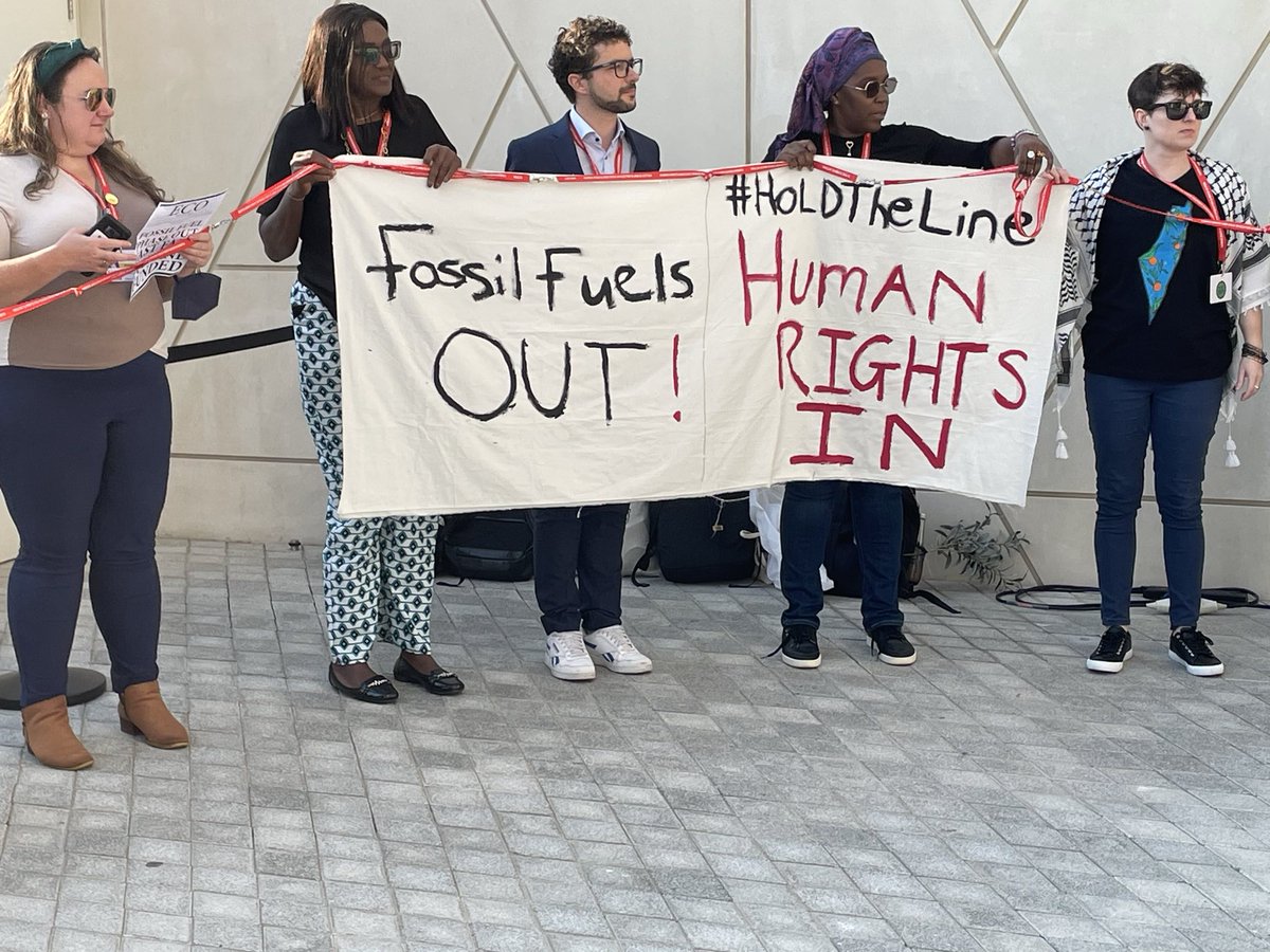 Started the 'last' day of #COP28 with a clear message:

#EndFossilFuels #FullFundedFairForever #ClimateRights4All

Human rights obligations &amp; 1.5C limit = full fossil fuel phase out. 

🇪🇺🇺🇲 can't claim they are real about this without REAL commitments for public finance at SCALE.