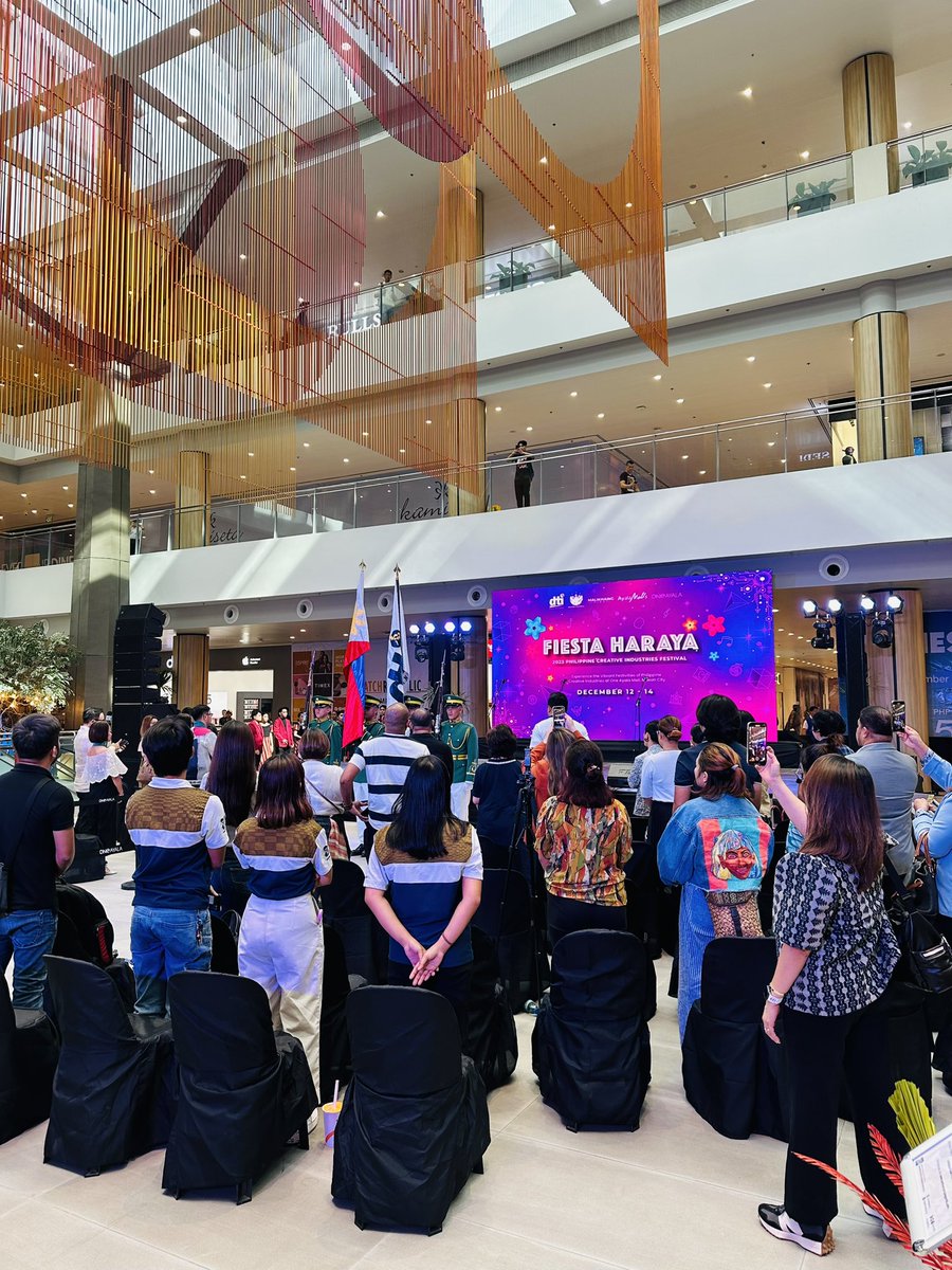 _paytaca_'s tweet image. Happening now: Opening of Fiesta Haraya — the 2023 Philippine Creative Industries Festival. 

Visit the Paytaca booth here at One Ayala Mall, Makati City. The exhibit runs until Thursday.

#FiestaHaraya #PCIF2023