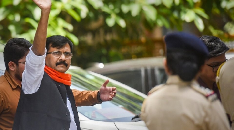 Maharashtra- The Yavatmal police have registered an FIR against Shiv Sena (UBT) MP SanjayRaut on charges of sedition and other offences for writing an alleged objectionable article against Prime Minister Narendra Modi in the party mouthpiece 'Saamana'