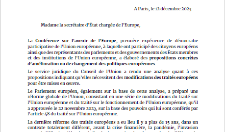 Le Conseil européen se réunit jeudi. 
Nous envoyons aujourd'hui une lettre ouverte à <a href="/LaurenceBoone/">Laurence Boone</a> pour lui demander que la France soutienne la proposition du Parlement pour une Europe 
➡️plus démocratique, 
➡️plus efficace 
➡️et plus unie.

A retrouvez : uef.fr/1120