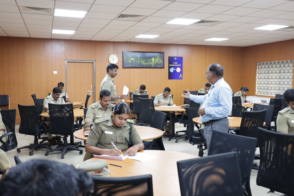 Aiwcrteofficial's tweet image. As part of the one-month certificate course for Forest Range Officer Trainees Module III (Wildlife Policies and Laws) assessment has been conducted on December 09, 2023. #assessment #exam #modules #Environmental_Act #Evidence_Act #CITES #Ecosensitive_zones #TamilNadu_ForestAct