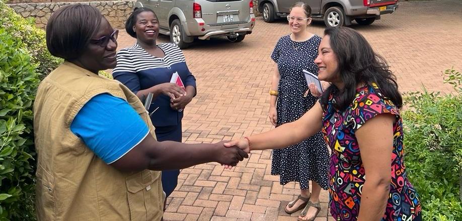 Australian Embassy, Zimbabwe (@ausembzim) on Twitter photo Great meeting ๐ฆ๐บ #ANCP partner <a href="/UnitingWorld/">UnitingWorld ๐</a>, working closely with <a href="/MeDRAZim/">MeDRA Zim</a> to exchange knowledge essential to building local leadership capacity as needed, to deliver effectively & efficiently on #DRR & safeguard policies when planning, designing & delivering projects in๐ฟ๐ผ. Great meeting ๐ฆ๐บ #ANCP partner <a href="/UnitingWorld/">UnitingWorld ๐</a>, working closely with <a href="/MeDRAZim/">MeDRA Zim</a> to exchange knowledge essential to building local leadership capacity as needed, to deliver effectively & efficiently on #DRR & safeguard policies when planning, designing & delivering projects in๐ฟ๐ผ.
