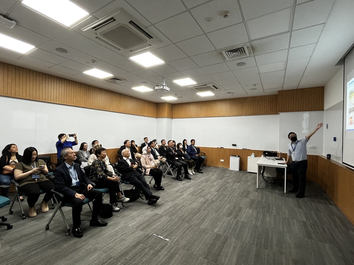 NUS hosted the UAiTED university site visit to Technology Centre for Offshore and Marine, Singapore (TCOMS) last Friday, after the Governing Board meeting in KL. We hope that everyone found the visit insightful!