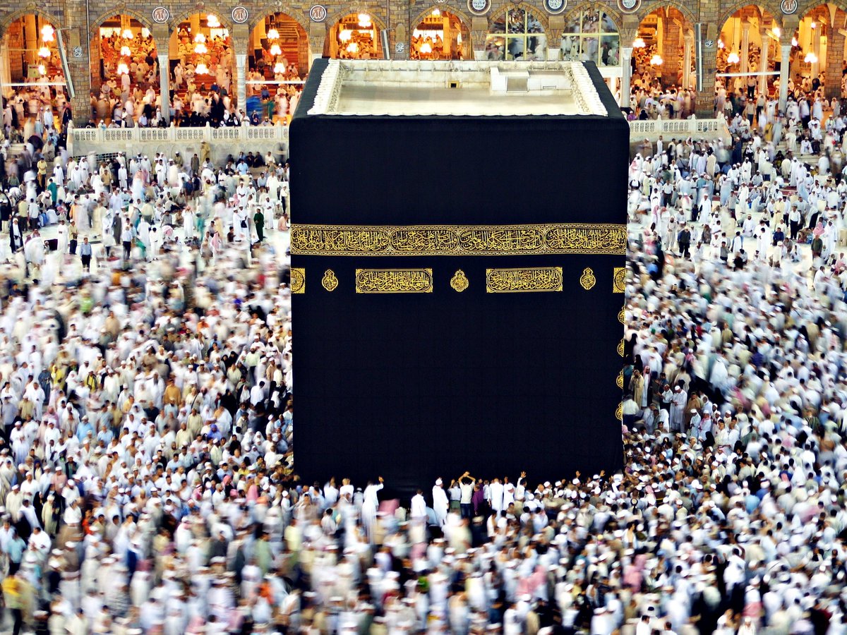 SAGabol's tweet image. "Reflecting on the profound journey of Hajj, where millions converge in unity and devotion, may our hearts be filled with peace, compassion, and a deepened connection to our faith. #Hajj #IslamicReflections 🕋✨"