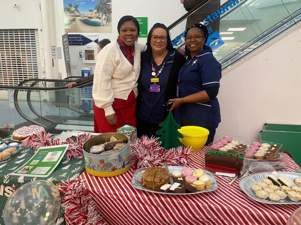 Maternity Christmas bake sale today @croydonhealth organised by our PMAs 🎂🎄💙