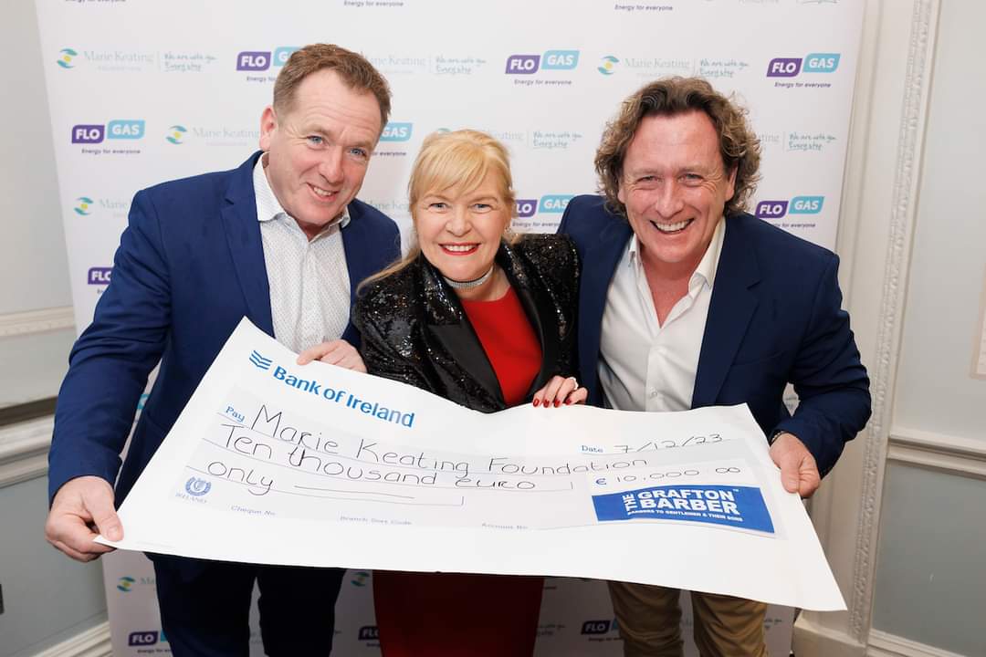 MarieKeating's tweet photo. @GraftonBarber long time supporters of the Marie Keating Foundation not only supported us with an auction prize at our Christmas Lunch but also presented a cheque from their incredible #pinkpatron activity in October! #ThankYou https://t.co/DmFF16rv35