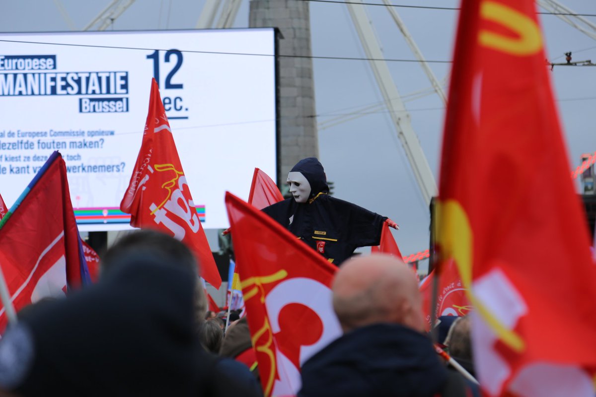 EPSUnions's tweet image. 📍We've touched down at the meeting point in #Brussels, ready to kick off the demo!

📷 We'll be live-tweeting throughout the event, sharing pictures that capture the impressive strength of public service workers.

Stay tuned for updates!

#TogetherAgainstAusterity