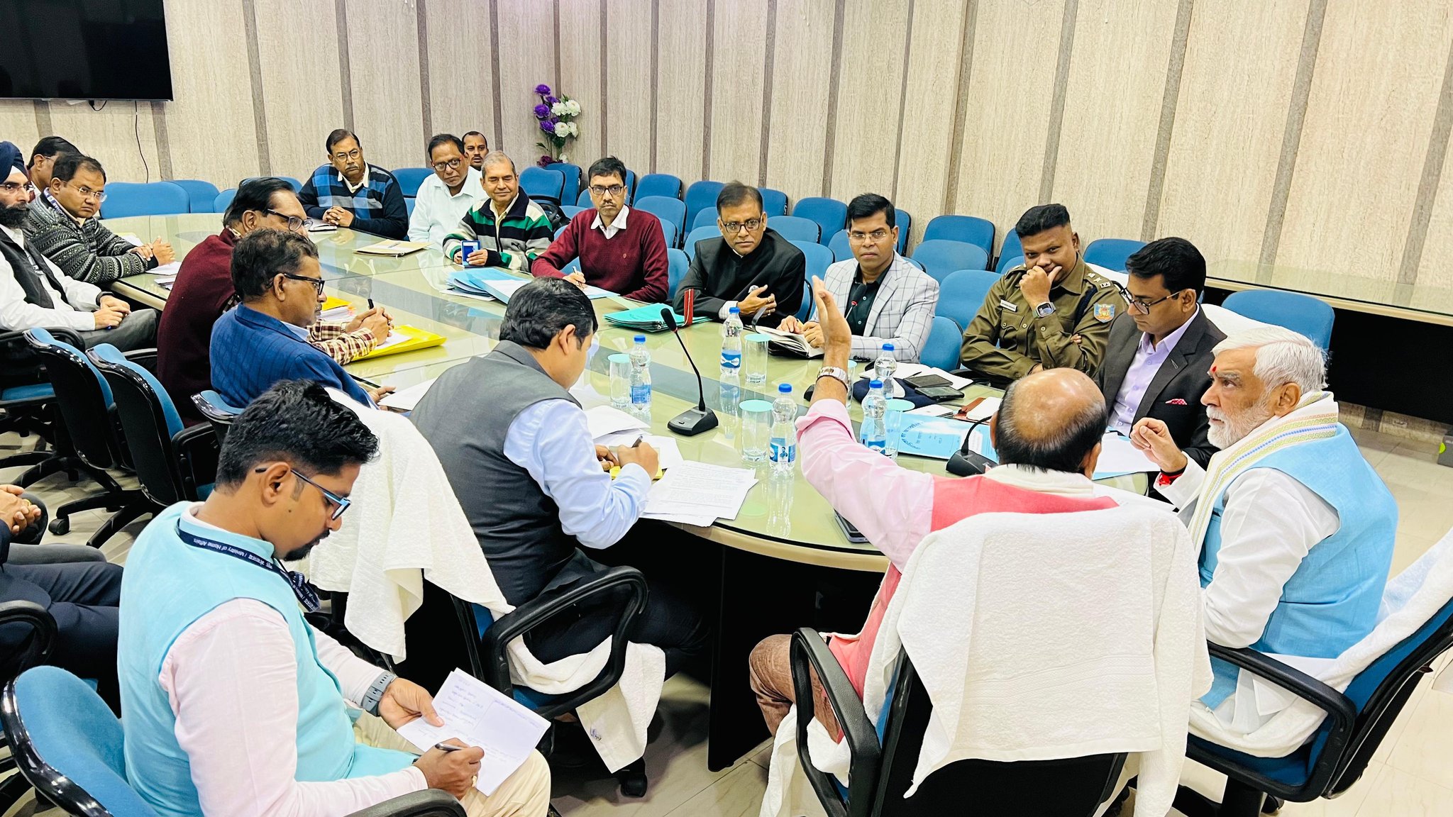 देवघर में शहर के 5 KM परिधि में विकसित होगा नगर वन, केंद्रीय मंत्री अश्विनी चौबे ने… - City forest will be developed in Deoghar within 5 KM radius of the city, Union Minister Ashwini Choubey said…