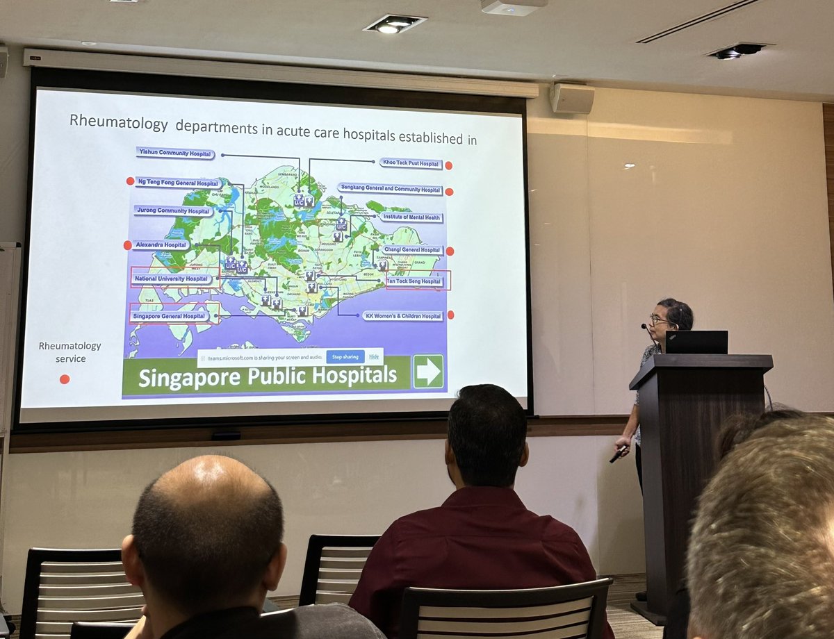 First day of the @APLAR_org @eular_org @ACRheum exchange program in Singapore 🇸🇬 Dr Howe Hwee Siew give us a brilliant talk about history of Rheumatology in Singapore. Always fascinating to learn from different countries and cultures and history. #rheumglobal