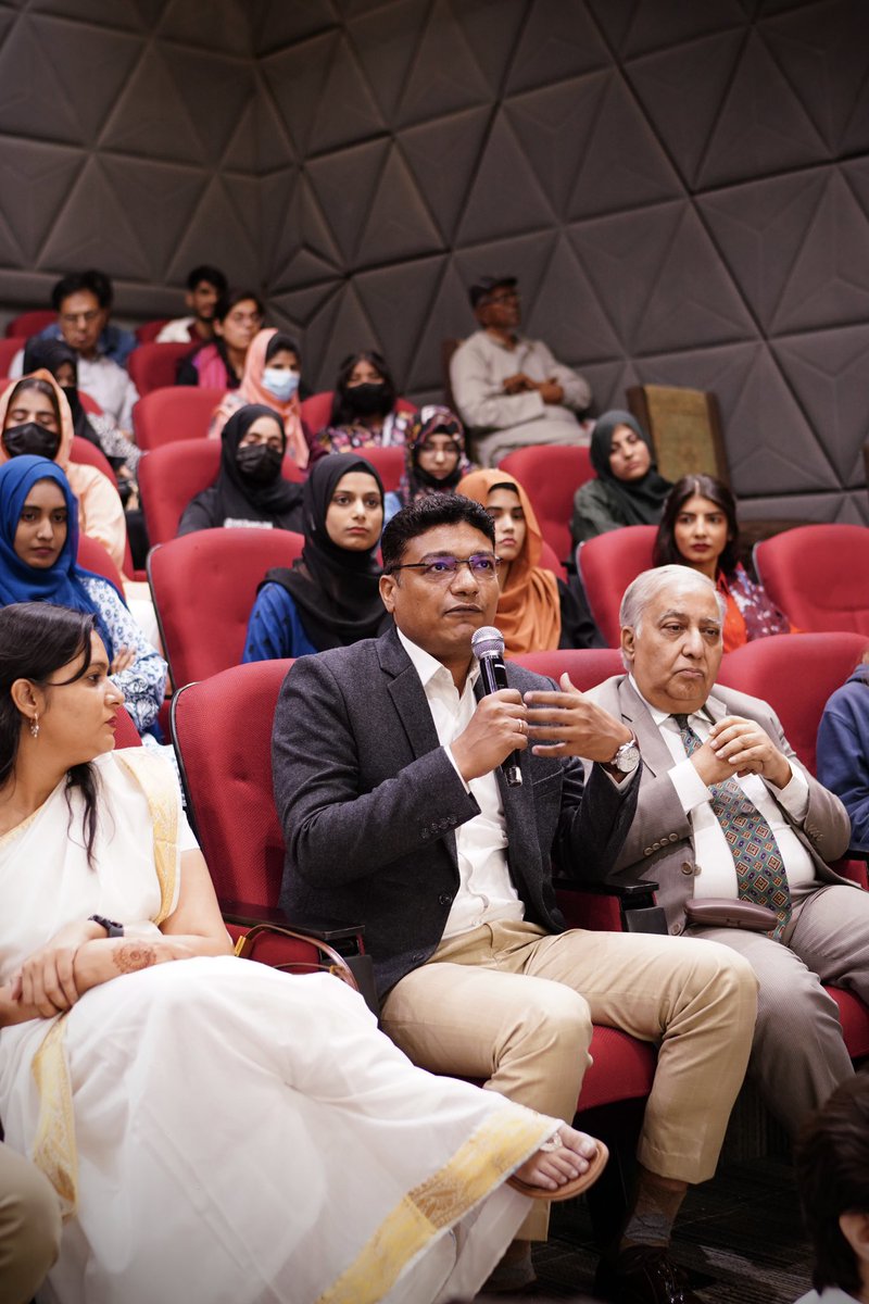 ibakhiofficial's tweet image. We had the privilege of having Professor Adeeb Khalid give an insightful and reflective talk on ‘Central Asia in the Modern Age: Patterns of Transformation’ in front of an audience of history enthusiasts, moderated by Dr. S Akbar Zaidi, @EDIBAKarachi.

#InsightfulTalks #IBATalks
