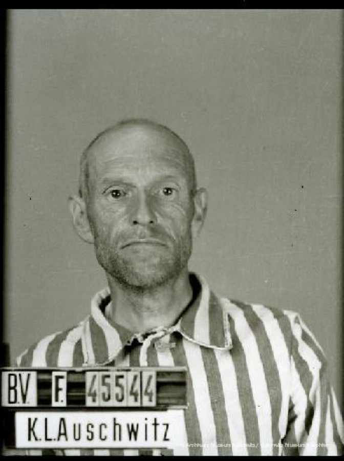 12 December 1892 | John Fletcher was born in Dundee in Scotland. In 1921 he became a French citizen and changed his name to Jean.

In #Auschwitz from 8 July 1942.
No. 45544
He perished in the camp on 29 July 1942.