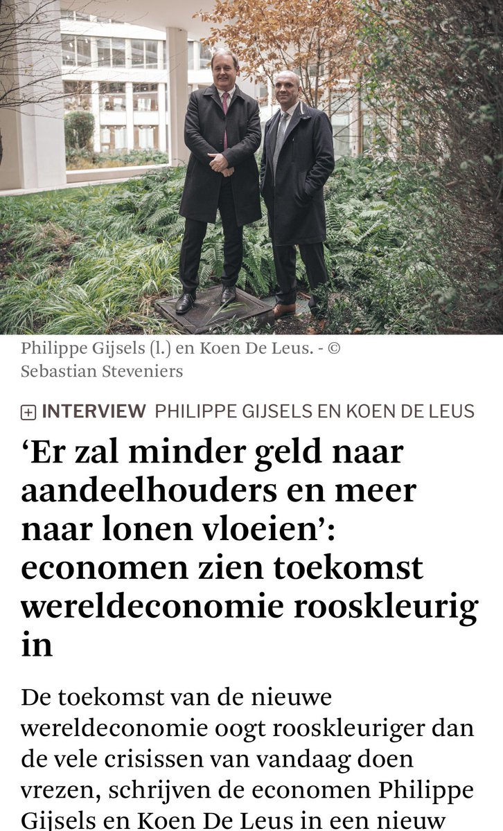 Somber voor HLN. 
Roosleurig voor De Standaard.
Hetzelfde boek.

Of hoe krantenkoppen een boodschap totaal anders kunnen framen.

En je dus beter verder leest dan de kop vooraleer je een oordeel vormt (iets waar velen op dit platform het moeilijk mee hebben, merkte ik al vaak).