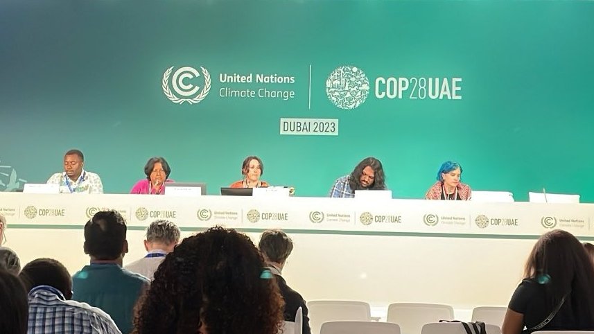 📺Live at #COP28 now 🔥 Press conference - closing comments from Friends of the Earth Intl. As another climate summit comes to a close, we give an analysis of the negotiations, the new texts, and what it could mean for people and the planet. Watch: unfccc.int/event/foei-fri…