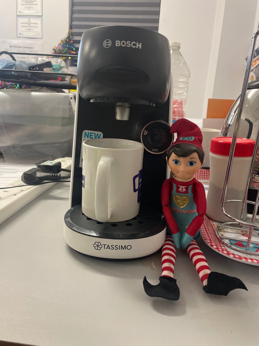These dark mornings are catching up with Elvis who has had to start making his coffee at school! #elvisthemathself <a href="/AldersleyHighSc/">AldersleyHighSchool</a>