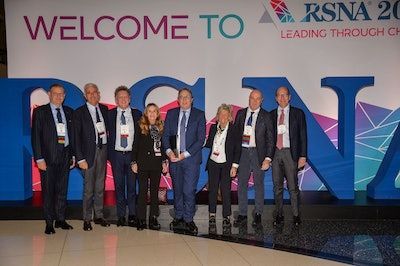 What lies ahead for #radiology in Italy? Speakers at a special #RSNA2023 session focused on the key challenges facing the country's radiologists. buff.ly/3uP9kyK #sirm #radiologia #radiografia @_sirm