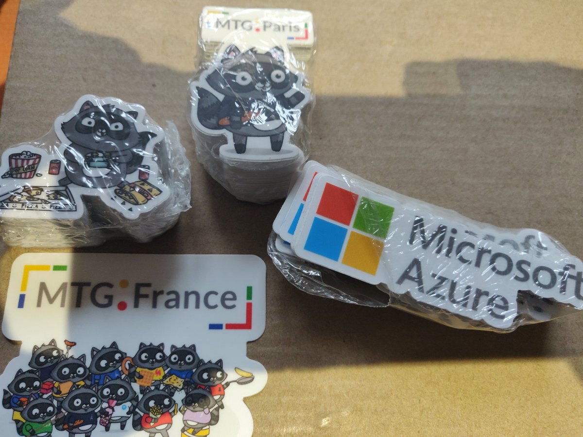 Bien reçu les stickers #azure #MTG @jubichon paré pour les meetups de la semaine. La nouvelle mascotte Poilane sera à gagner au #meetup @AZUGFR de ce soir. Cc @mtg_france_org