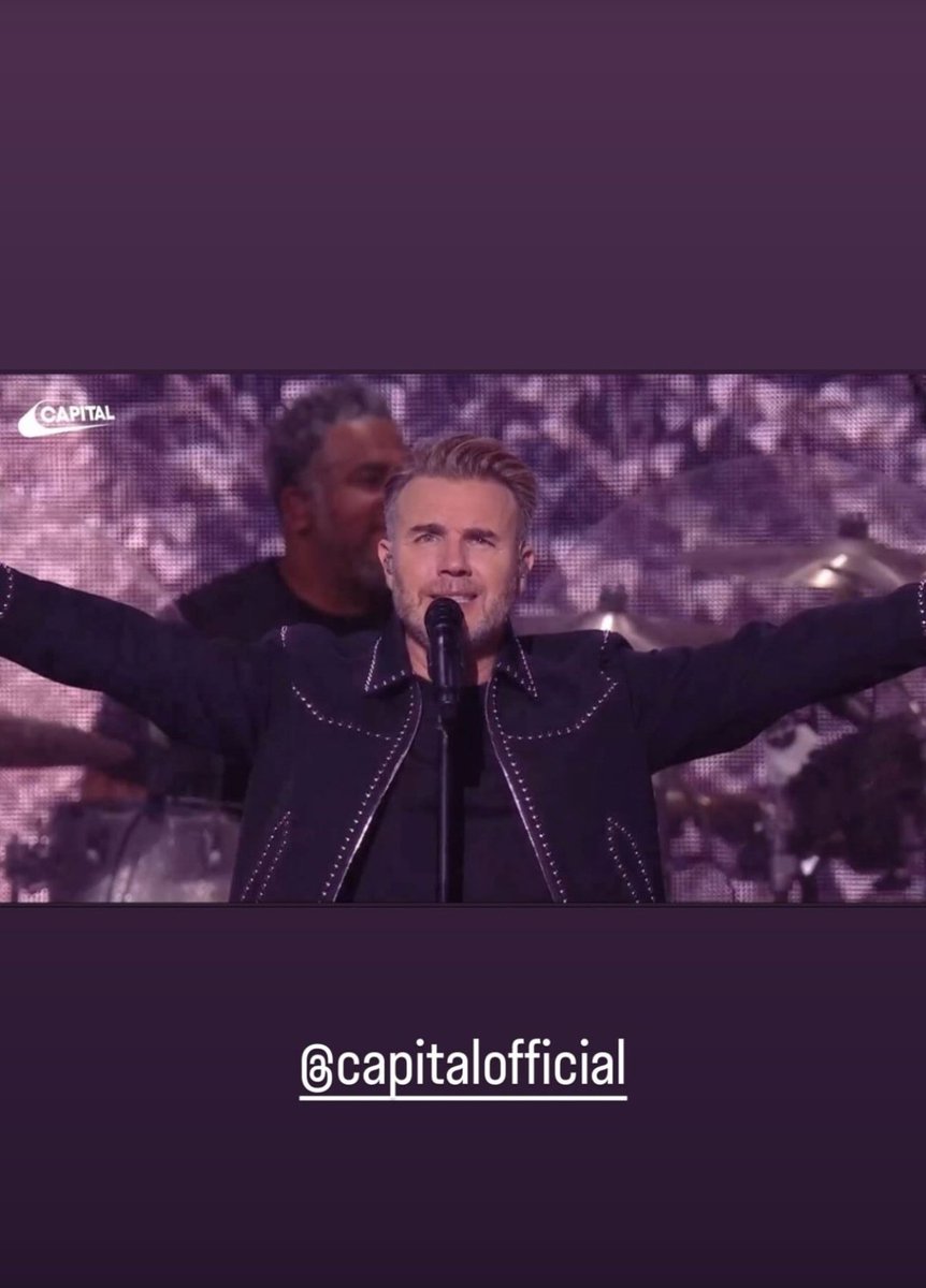 Garyismyhero's tweet photo. #Instagram(-story) ๐ #lastweekend #JingleBellBall #โค #CalumS #RitaO #๐ฅ
@GaryBarlow https://t.co/bz1imvfrKl