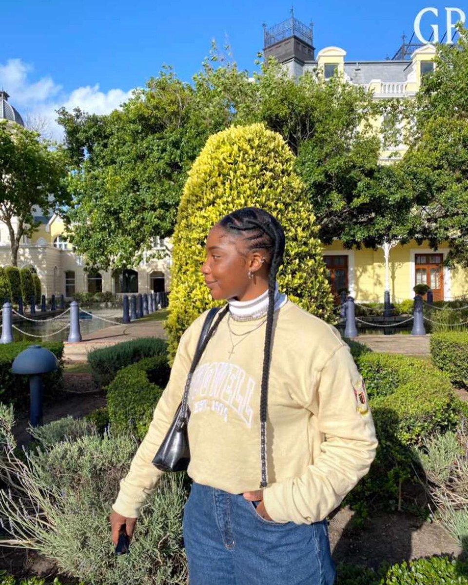 stdntgear_rsa's tweet image. Fashionable student gear.