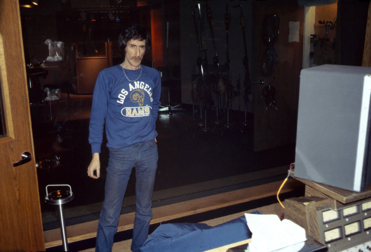 barneyhurley1's tweet image. Gary Katz at A&amp;amp;R Studios, NYC during the recording sessions of Steely Dan&apos;s 1980 masterpiece, &apos;Gaucho&apos;