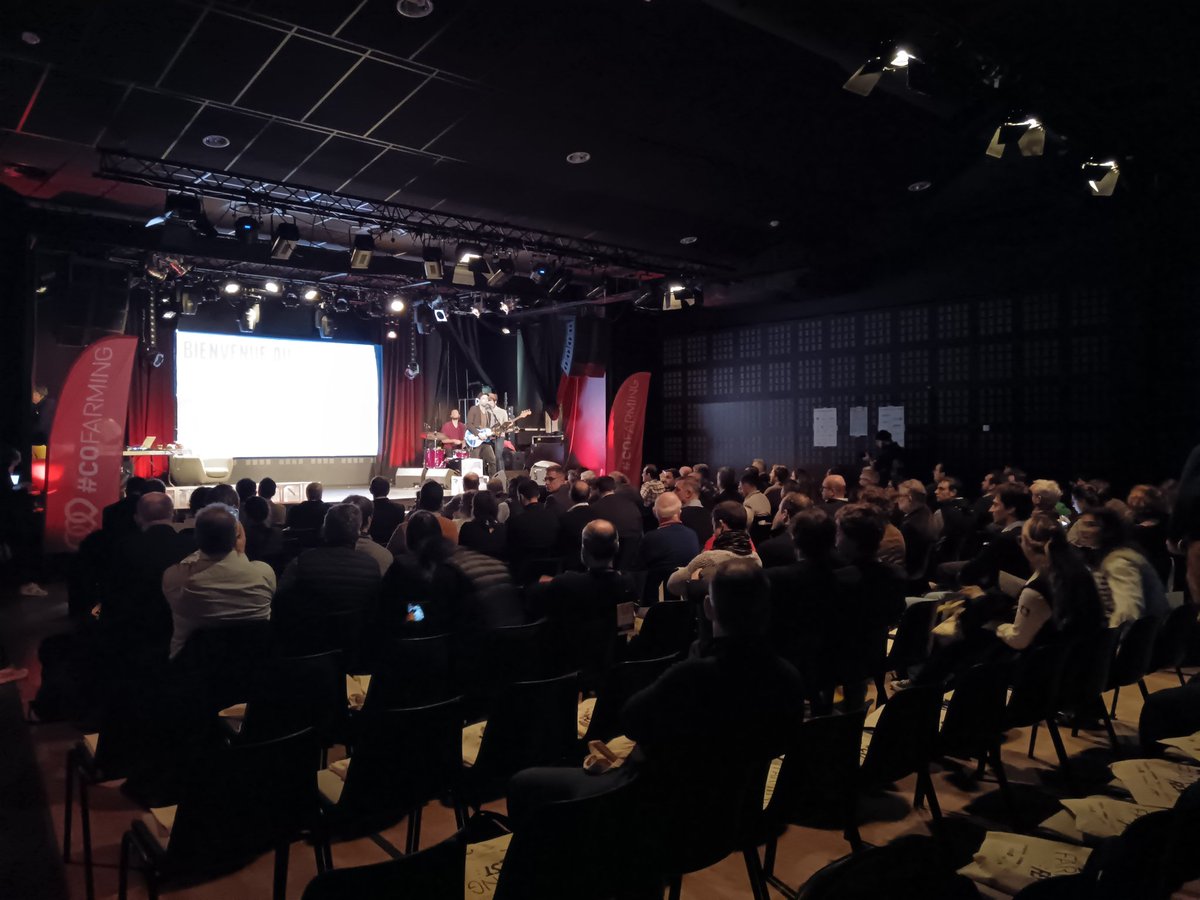Ca y est le #cofarmingfest c'est aujourd'hui et dès la première demi heure on parle sans langue de bois
<a href="/photosol/">Photosol</a> <a href="/BanquePopulaire/">Banque Populaire</a> <a href="/SYRPAcom/">SYRPA</a> <a href="/AgribuzztvJean/">Jean-Paul Hébrard</a> @NetafimFrance <a href="/synovivo/">SYNOVIVO Consulting</a> <a href="/SyngentaFrance/">SyngentaFrance</a> <a href="/lemkenfrance/">LEMKEN France</a> <a href="/DESANGOSSE/">DE SANGOSSE</a>