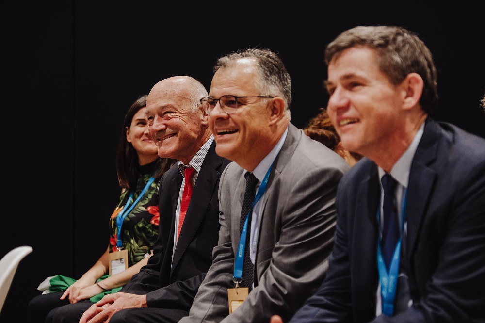 WOODRISE 2023, retour sur la 4e édition !
près de 4 000 participants, merci pour votre participation ! 40 pays étaient représentés, plus de 100 conférenciers internationaux sont intervenus et 189 exposants étaient présents sur le salon. Plus de photos sur
fcba.fr/woodrise-2023-…