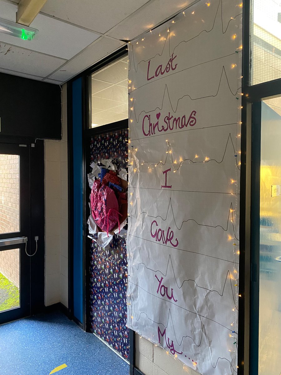 Miss Hay tweet media