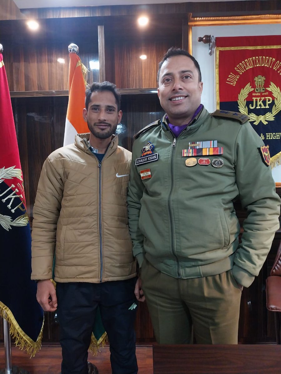 Arslan Malik (@arslan_jk) on Twitter photo Today meet with Sp Qazigund <a href="/flash_shabir/">Shabir Khan</a> Khan sb at his office
Your commitment to justice is commendable
may your spirit remain as unbreakable as the bonds you form with your community. Today meet with Sp Qazigund <a href="/flash_shabir/">Shabir Khan</a> Khan sb at his office
Your commitment to justice is commendable
may your spirit remain as unbreakable as the bonds you form with your community.