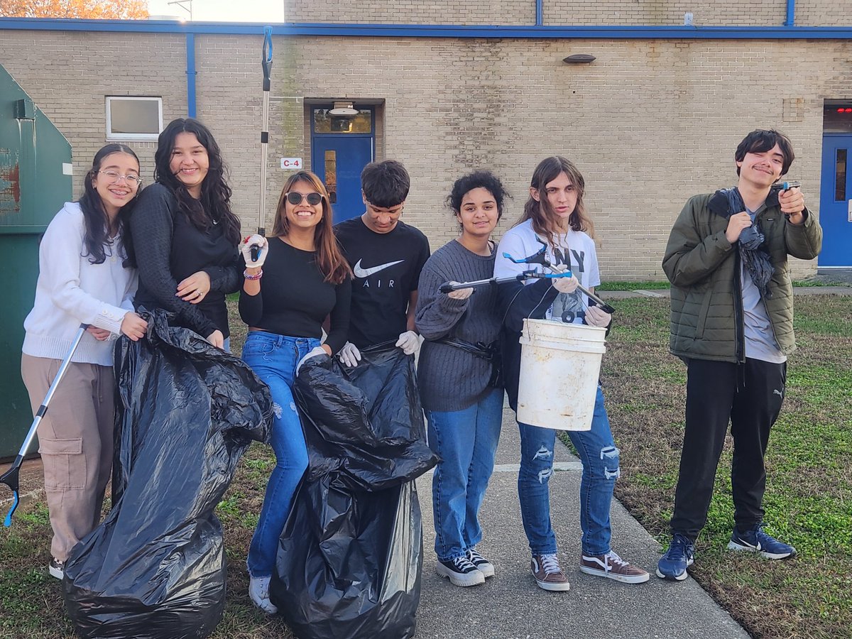 Another campus clean up!!! Our Eco Club is in full action! ##dhspatriotpride