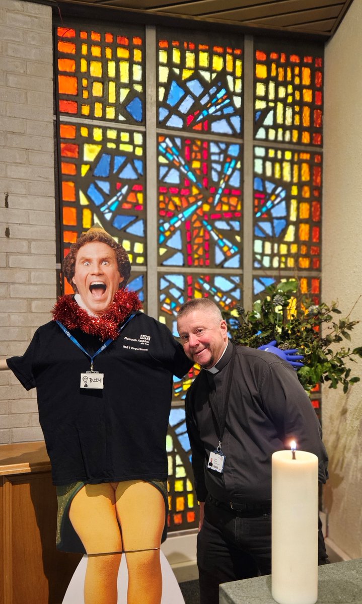 Buddy visited the hospital Chapel on a very special day! Sacha one of our @UHP_NHSChaplains is onsite today & on behalf of their team of listening buddies wishes everyone a very Merry Christmas! 🎄 @uhpchaplaincy #BuddytheElf #Elf #MerryChristmas2023