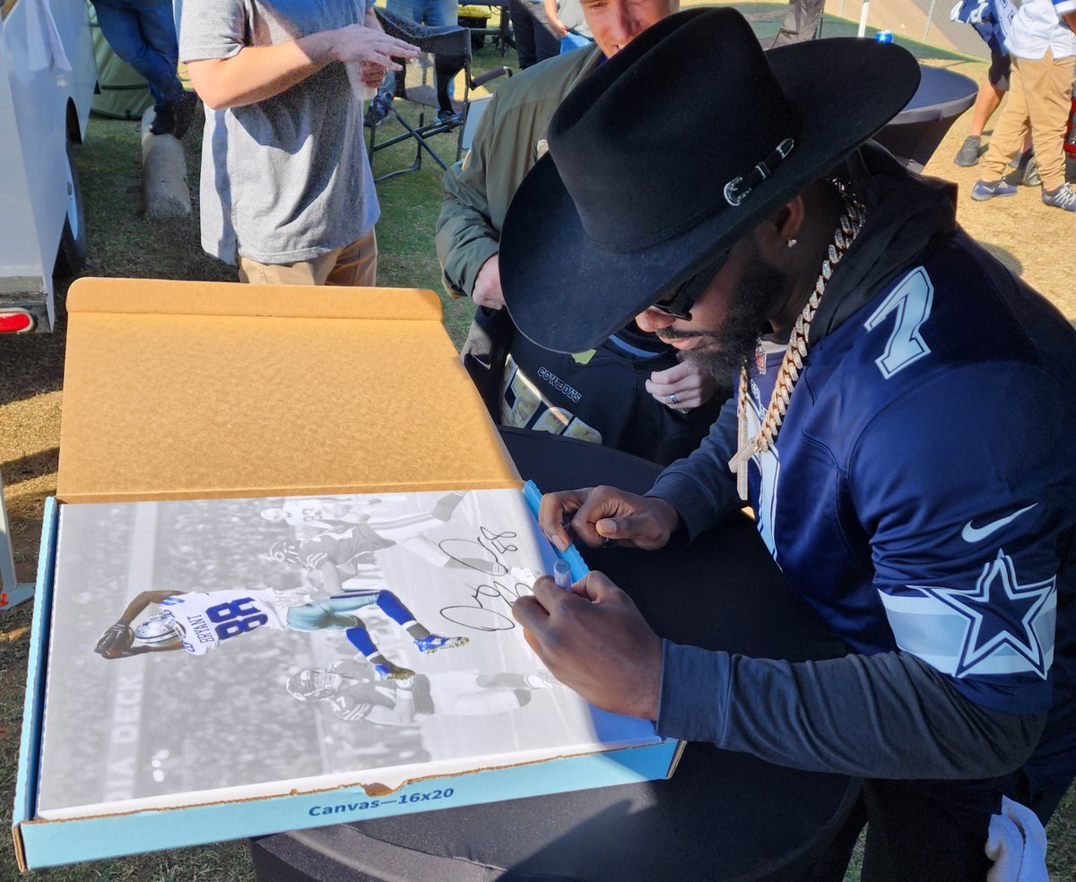 steadyfreddyETH's tweet image. From a parking lot vision to prime time success. 💚

@DezBryant has been building in a 🐻
-@personalcorner 
-@HPointSports 

x.com/LGroupPR/statu…

#BIGDallasTailgate #BDT #FABA