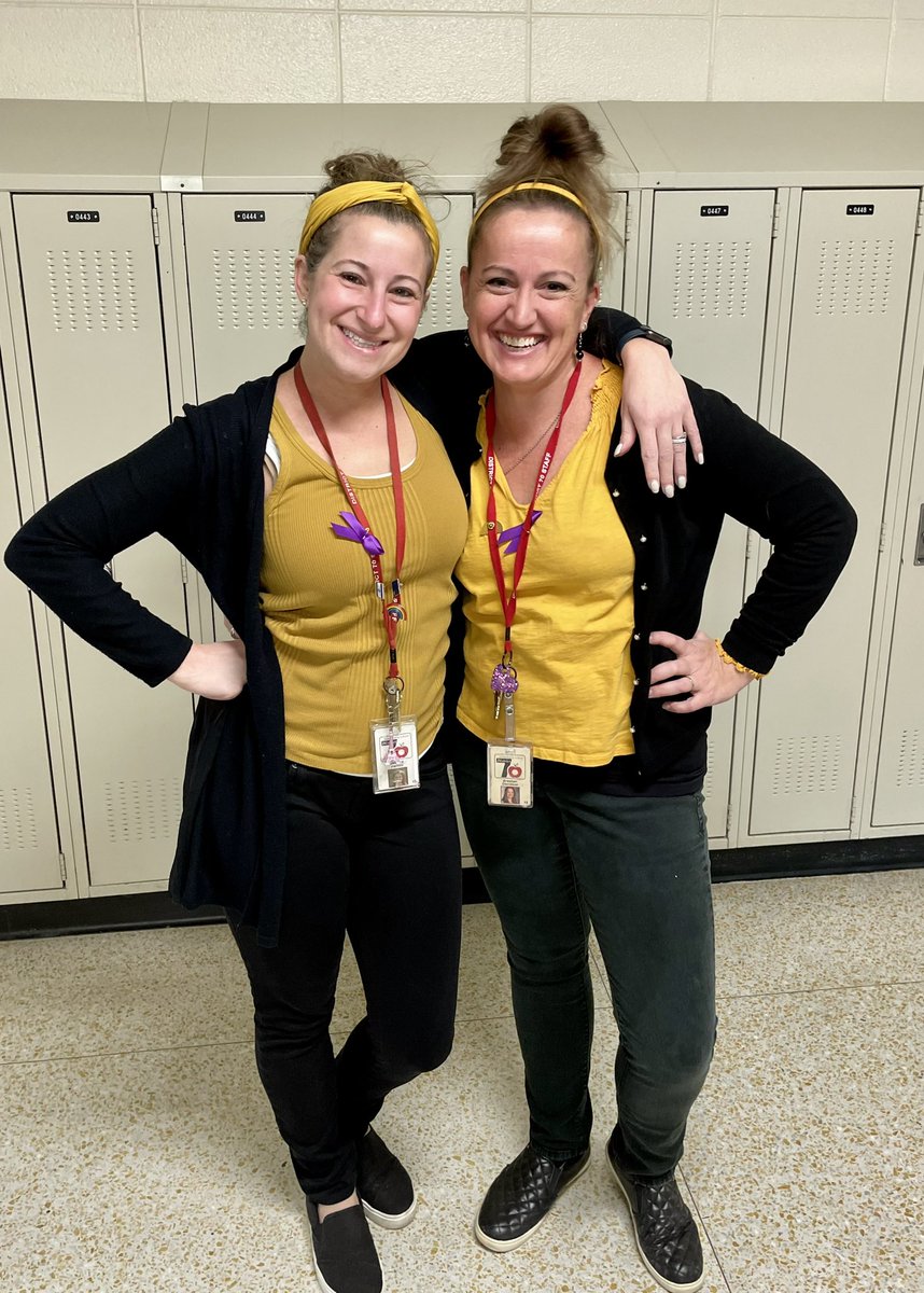 Twinning! Loving this HMS holiday fun! I’d say we had a successful dress like a coworker day! #spiritweek #d70shinyapple @HighlandD70 @LibertyvilleD70 #6maroon #workbestie