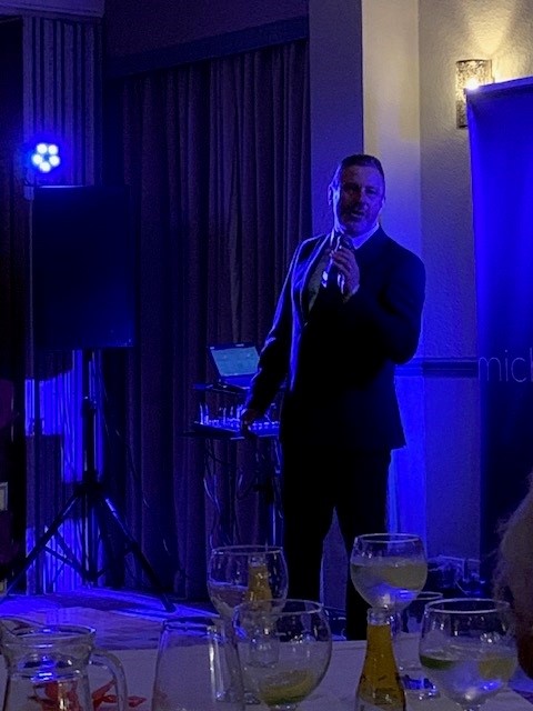 At Friday's KGC Xmas party, we were treated to a medley of Bublé Christmas songs in a cabaret style evening. It was preceded by a first-class buffet & desserts, thanks to our Chef Gavin. At £30 a head, this was a fantastic value night out 🪩✨ More events: knaresboroughgolfclub.co.uk/the-club/whats…